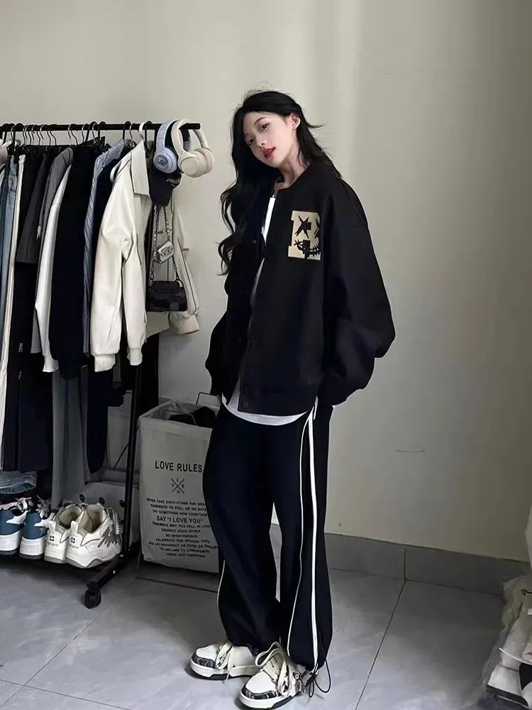 Women 2025 Autumn Black Retro  - огляд і ціна Winter Clothing Trends 2025 Women'S
