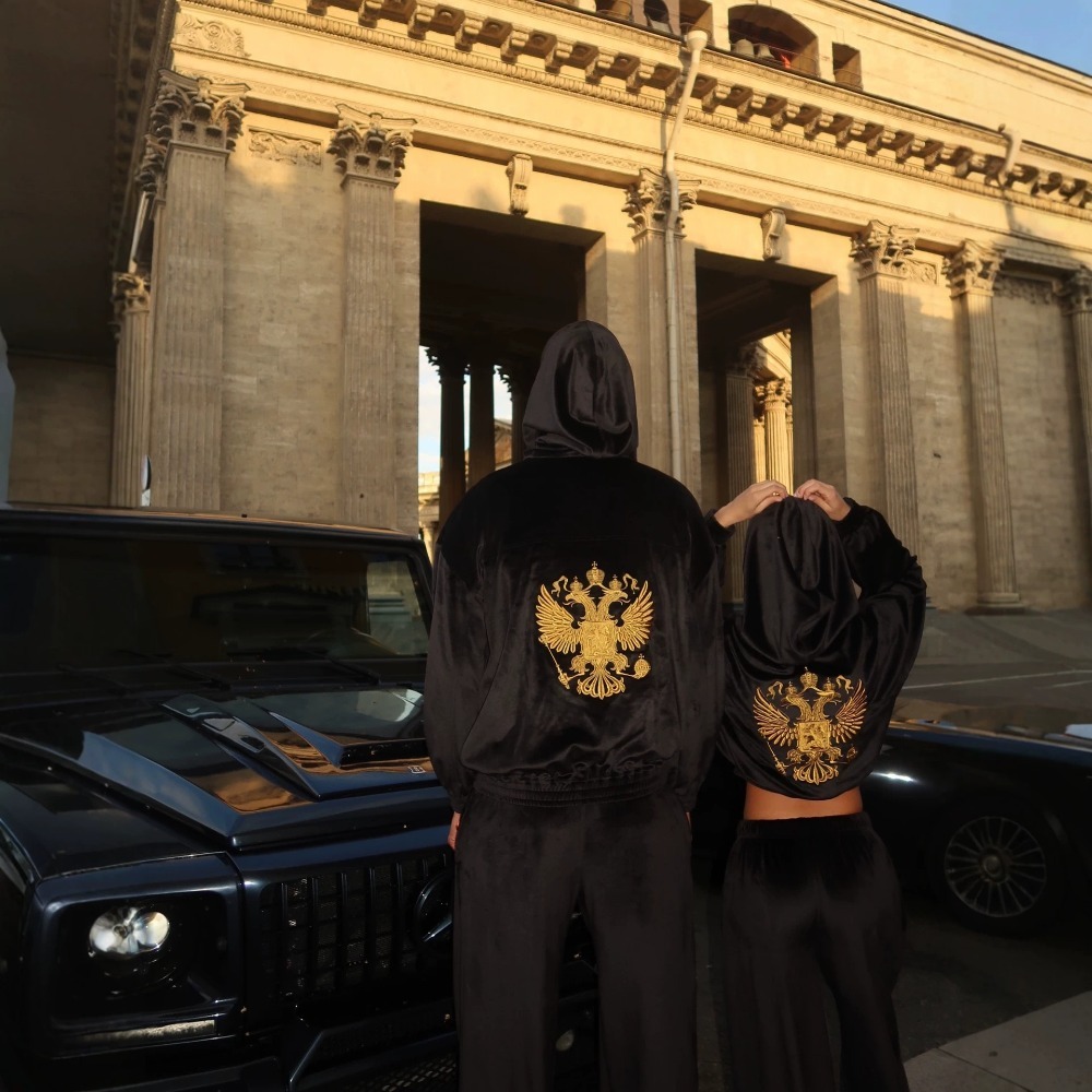Street Trend Back Embroidered  - огляд і ціна Winter Clothing Stores