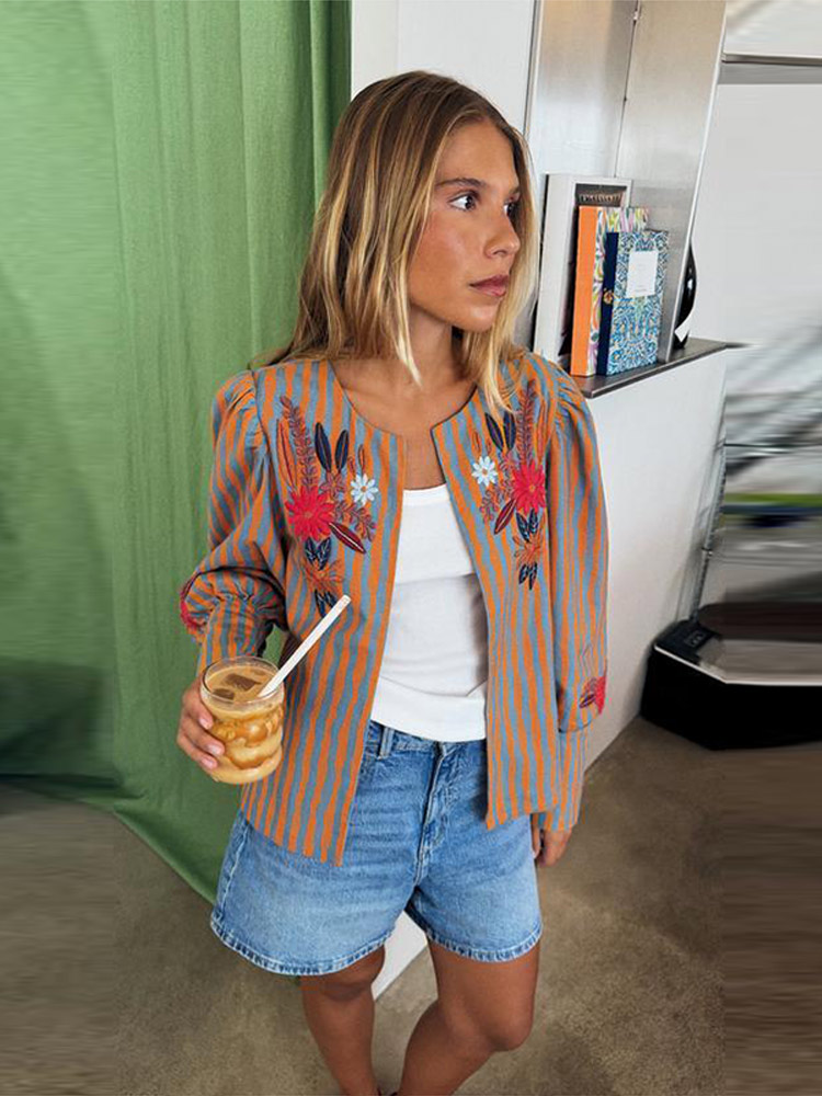 2026 Early Autumn Striped Flow - огляд і ціна Winter Clothing Ladies